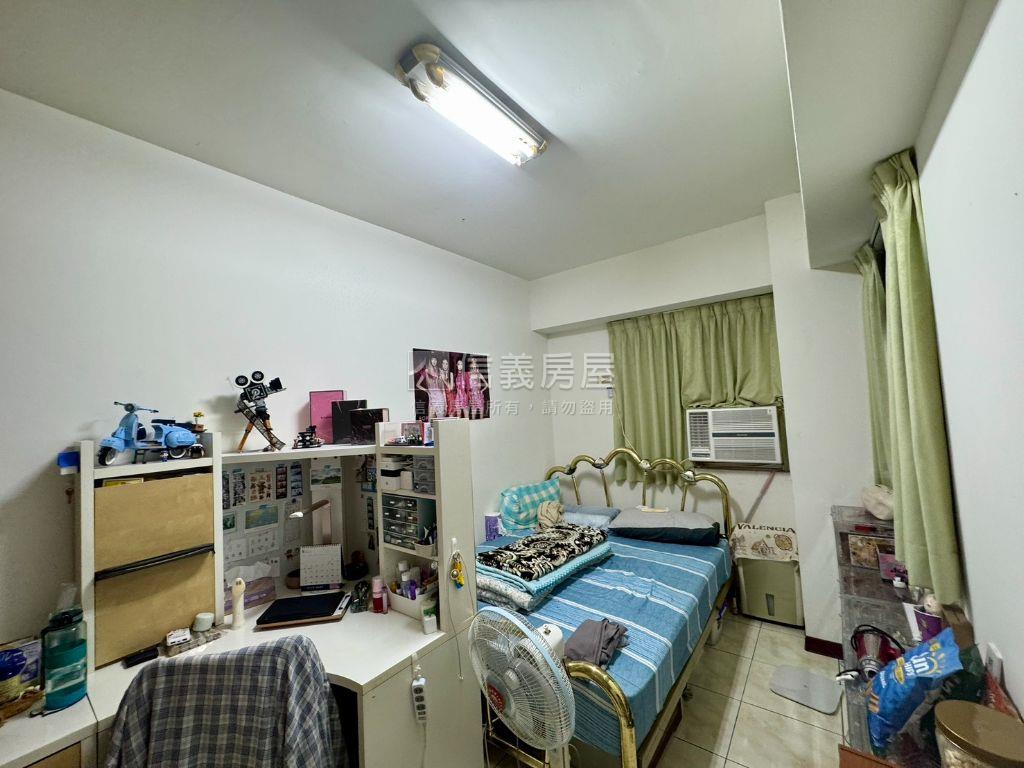 極品大同國小電梯四房房屋室內格局與周邊環境