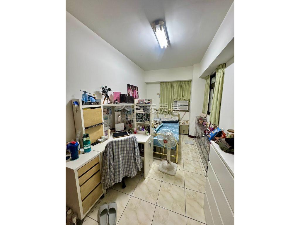 極品大同國小電梯四房房屋室內格局與周邊環境