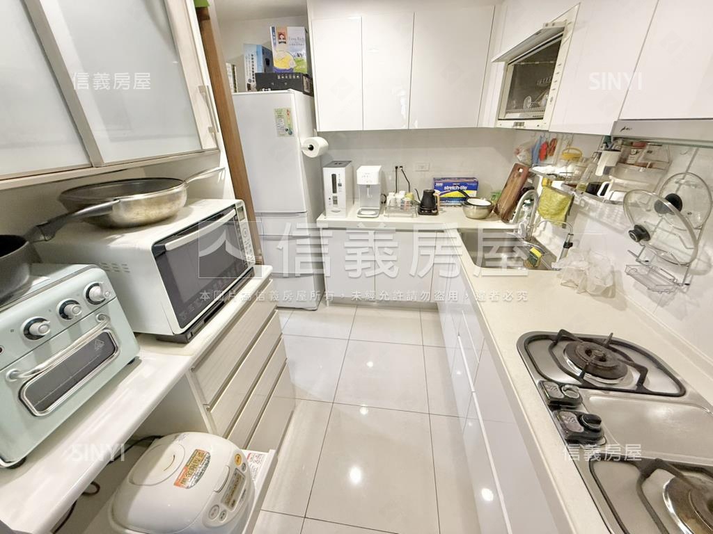 麗寶景觀採光三房車位房屋室內格局與周邊環境