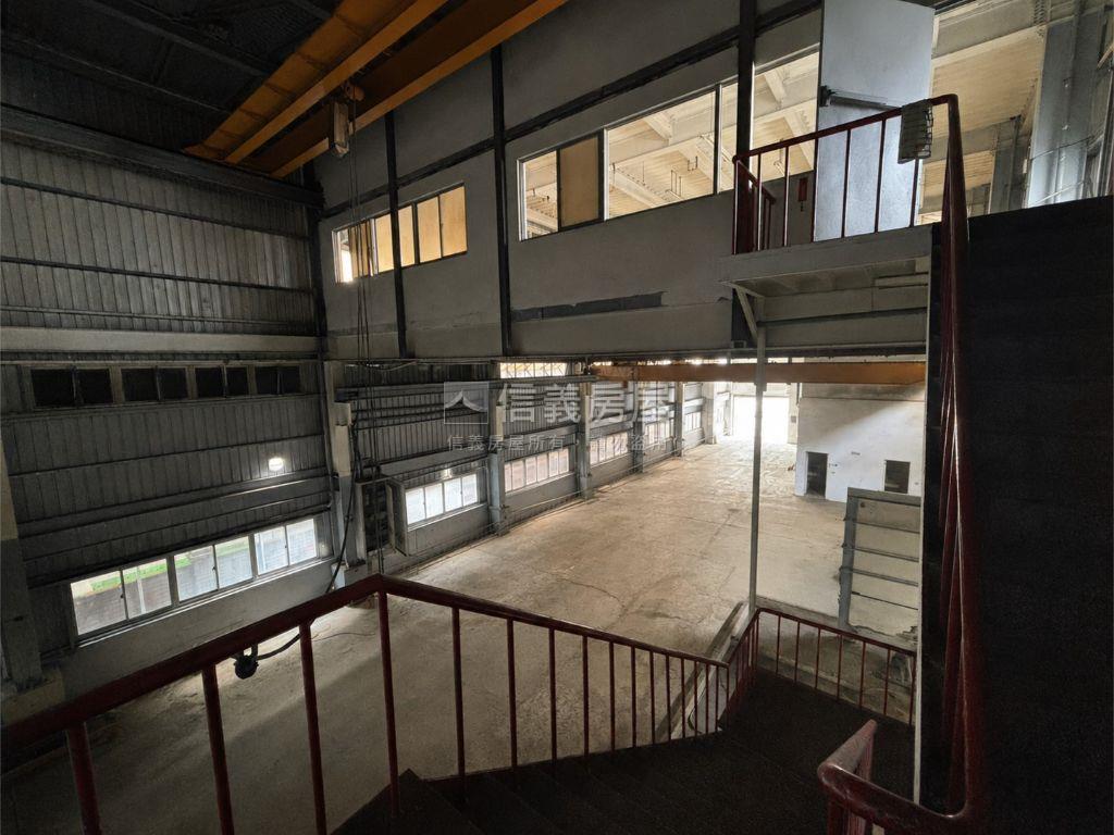 大園工業區ＲＣ挑高美廠房房屋室內格局與周邊環境