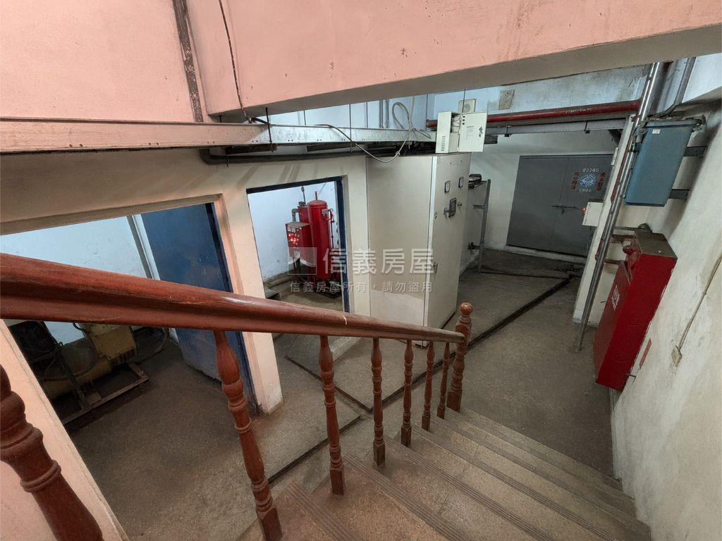 大園工業區ＲＣ挑高美廠房房屋室內格局與周邊環境