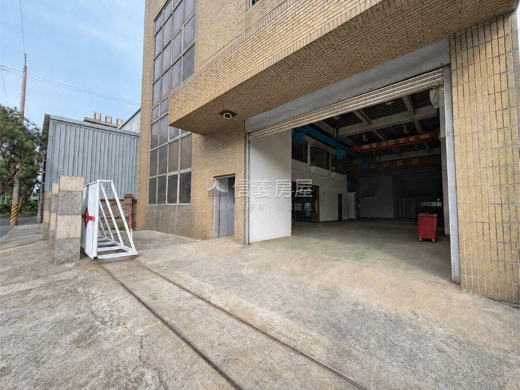 大園工業區ＲＣ挑高美廠房房屋室內格局與周邊環境