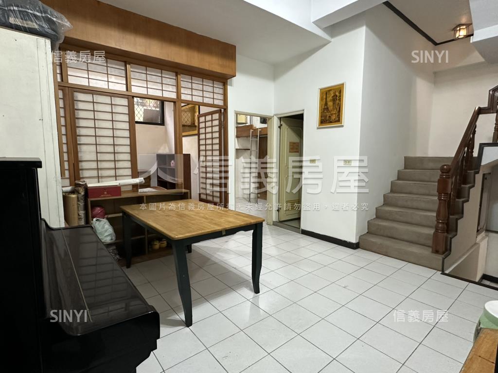 風雅頌一樓四房車位美屋房屋室內格局與周邊環境