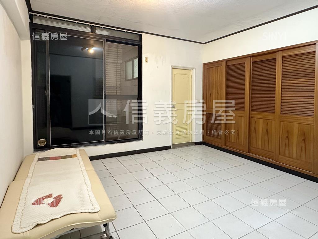 風雅頌一樓四房車位美屋房屋室內格局與周邊環境