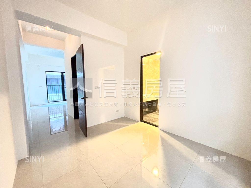 大學森全新未住美雙車墅房屋室內格局與周邊環境