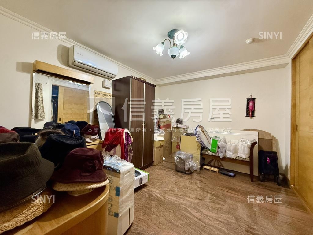 稀有竹圍站對面站前尊龍房屋室內格局與周邊環境