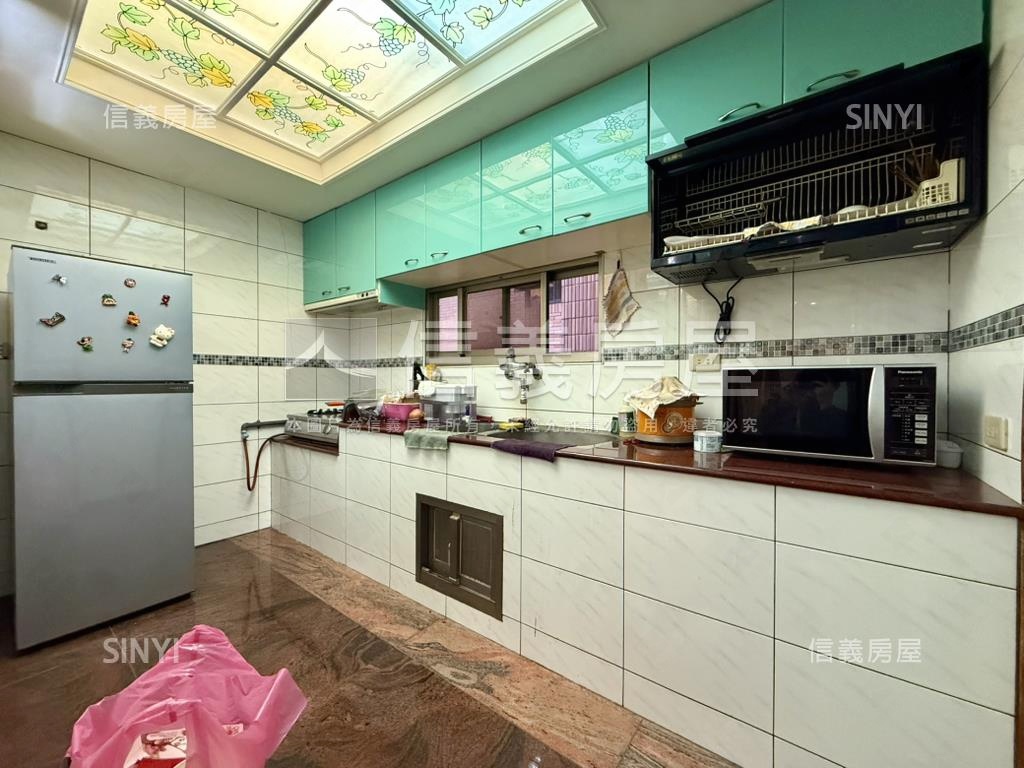 稀有竹圍站對面站前尊龍房屋室內格局與周邊環境