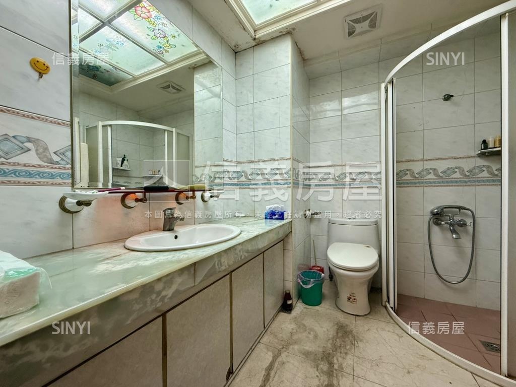 稀有竹圍站對面站前尊龍房屋室內格局與周邊環境