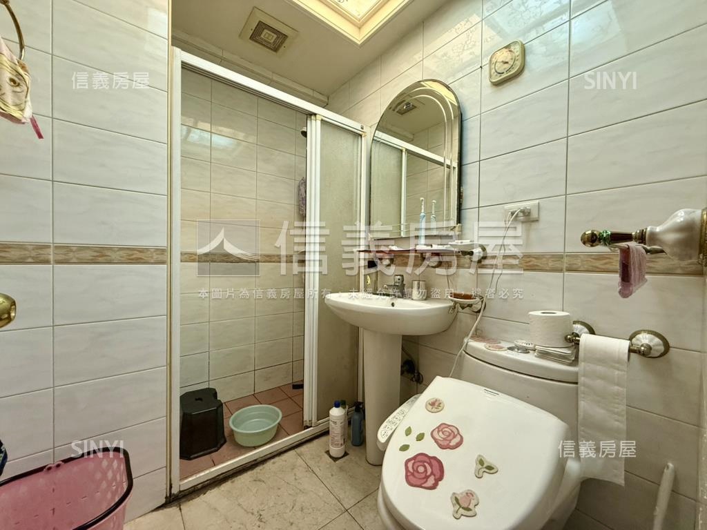 稀有竹圍站對面站前尊龍房屋室內格局與周邊環境