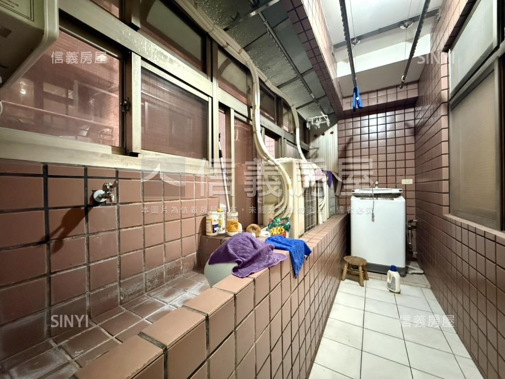 稀有竹圍站對面站前尊龍房屋室內格局與周邊環境