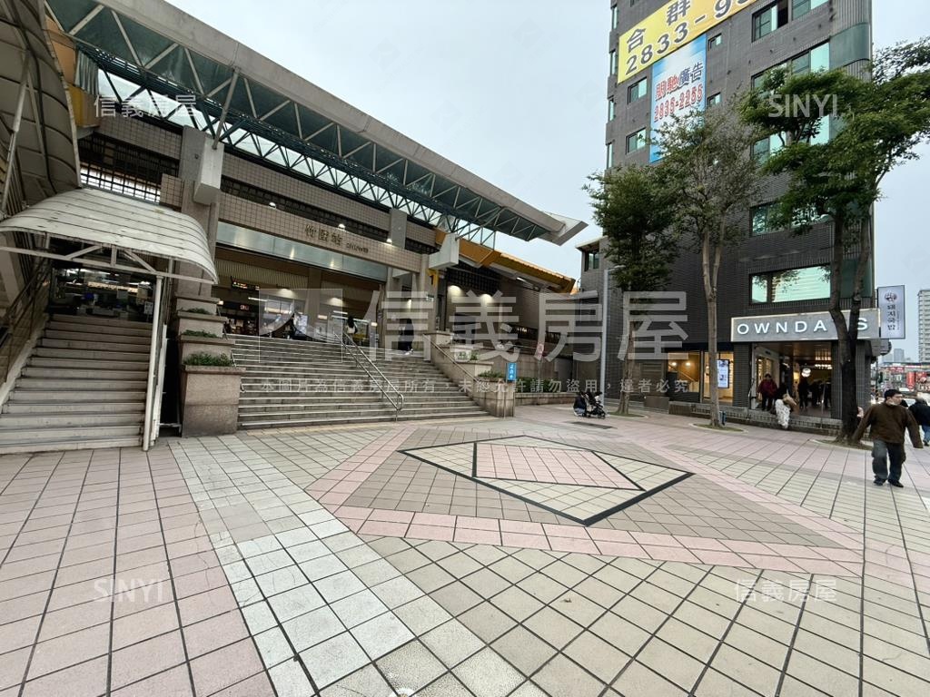 稀有竹圍站對面站前尊龍房屋室內格局與周邊環境