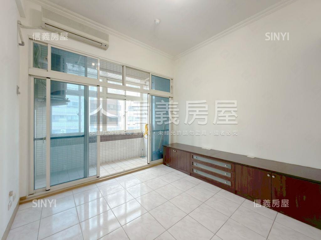 新視窗方正成家四房車位房屋室內格局與周邊環境