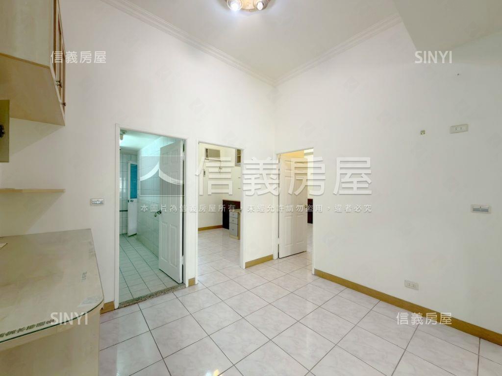 新視窗方正成家四房車位房屋室內格局與周邊環境