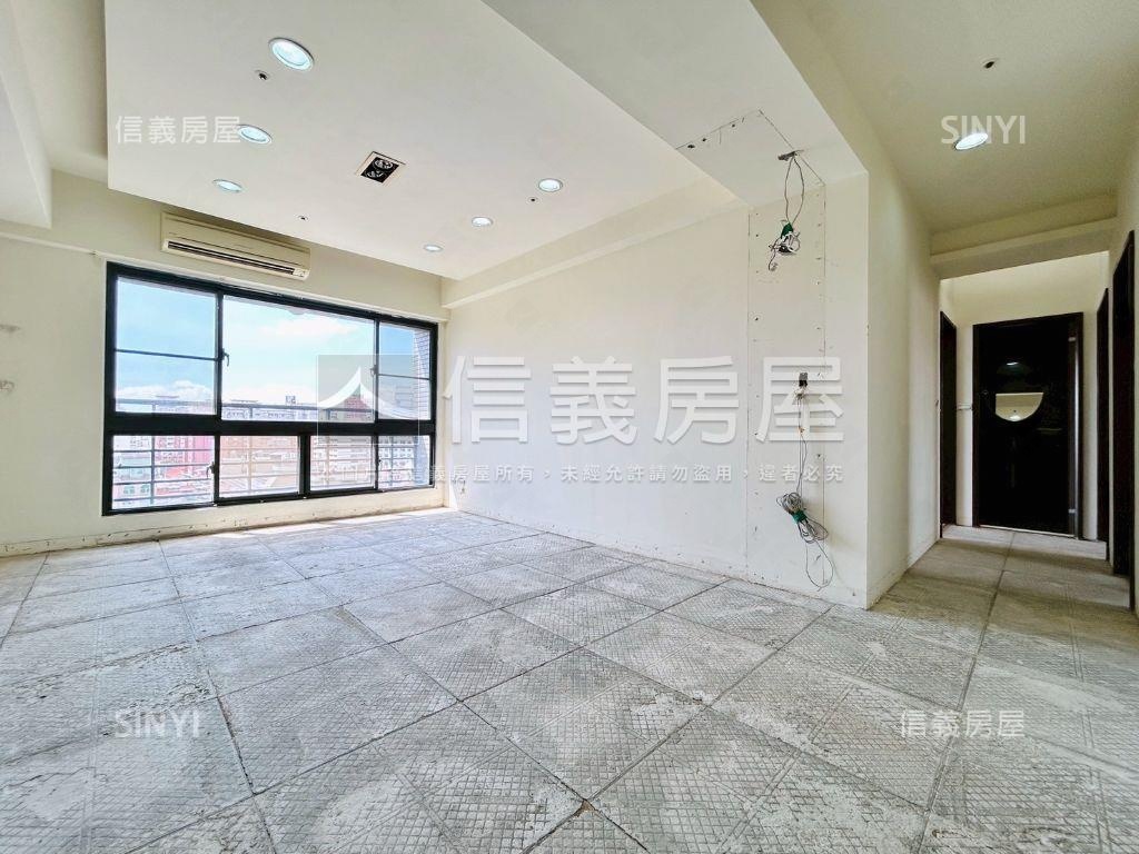 賴厝國小旁高樓三房車位房屋室內格局與周邊環境