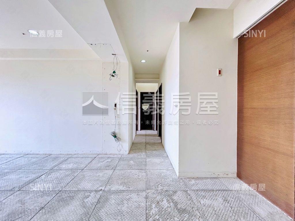 賴厝國小旁高樓三房車位房屋室內格局與周邊環境
