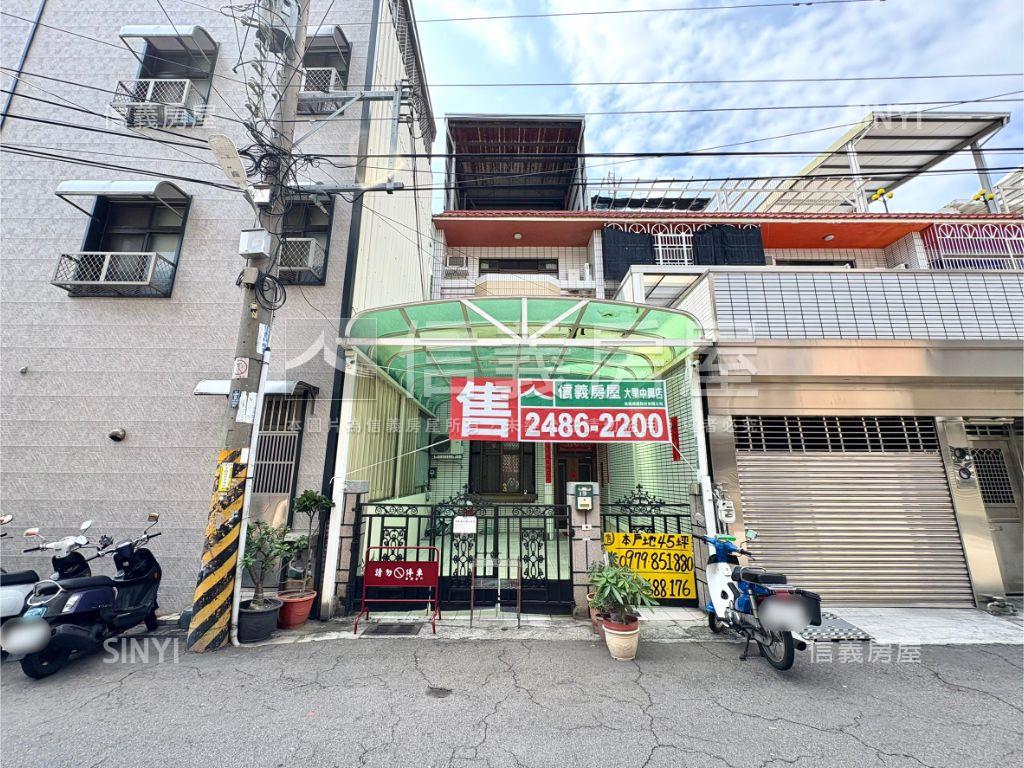 地約４５坪，臨路透天房屋室內格局與周邊環境