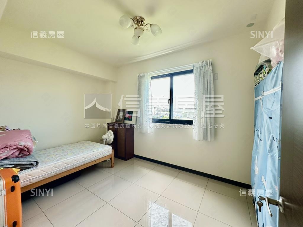 沙鹿微笑築美輕屋齡美透天房屋室內格局與周邊環境
