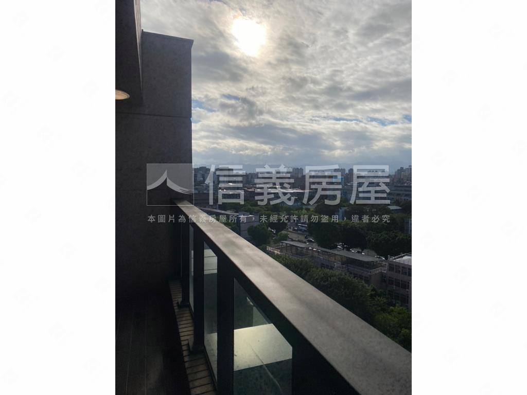 千曜學美景３房＋車位房屋室內格局與周邊環境