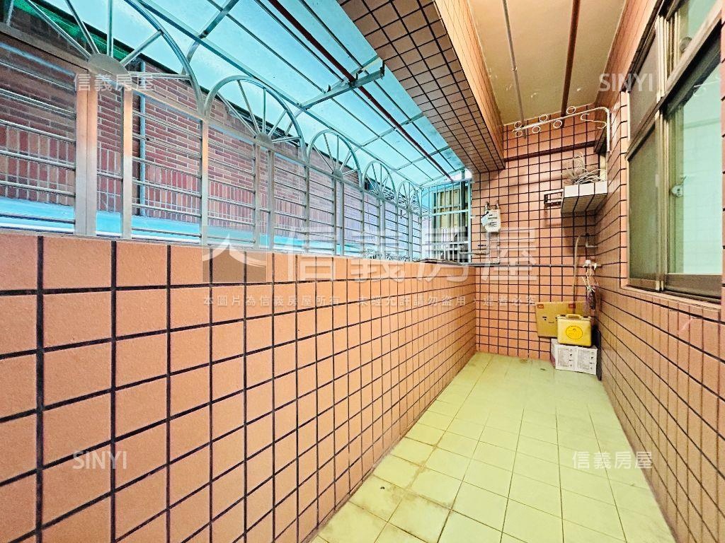 近仁愛國小前後陽台美廈房屋室內格局與周邊環境