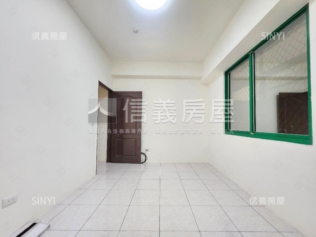 近市府＆中小學大三房車位房屋室內格局與周邊環境
