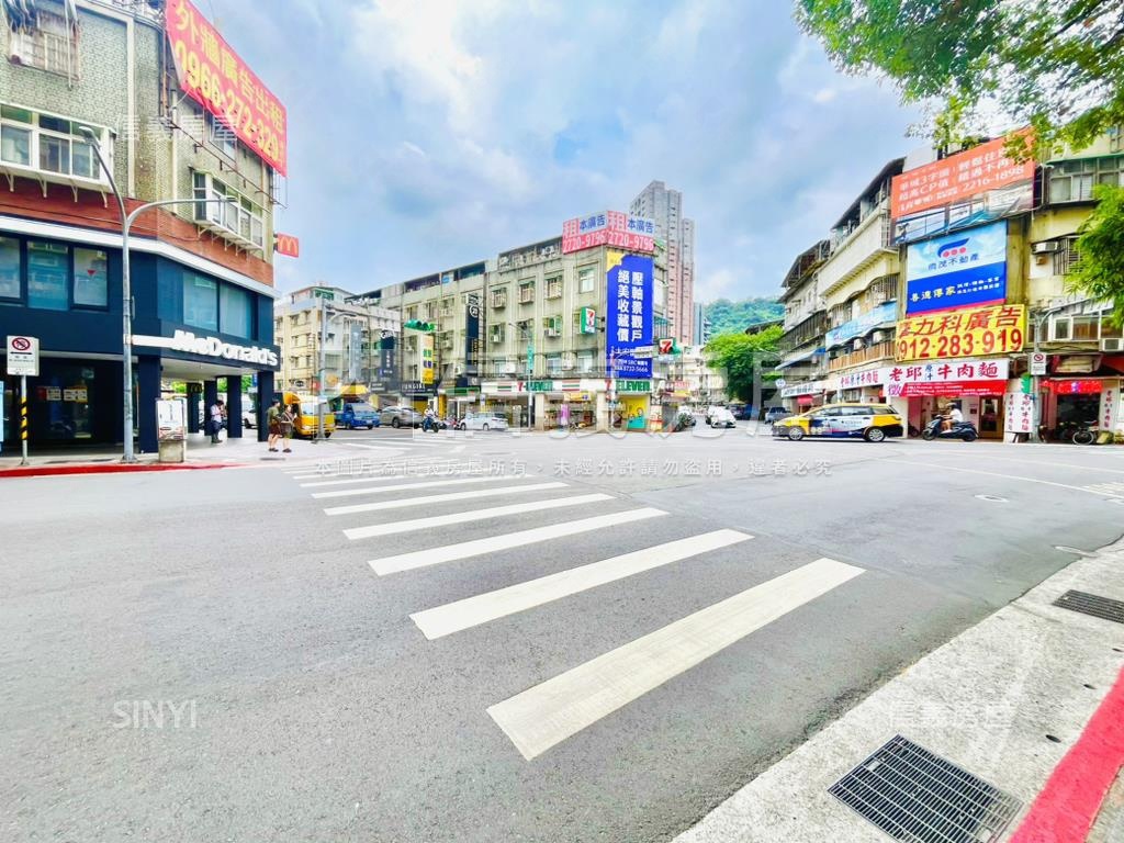 【金店】正莊敬路連鎖店面房屋室內格局與周邊環境