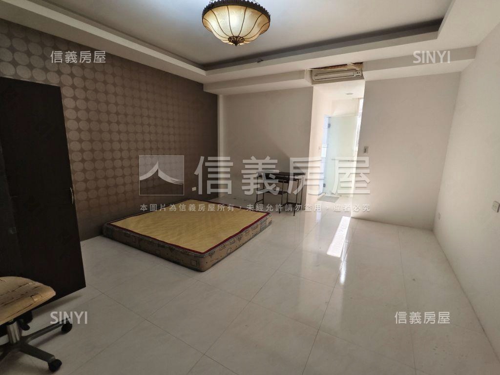 西區大地坪住店稀有釋出房屋室內格局與周邊環境
