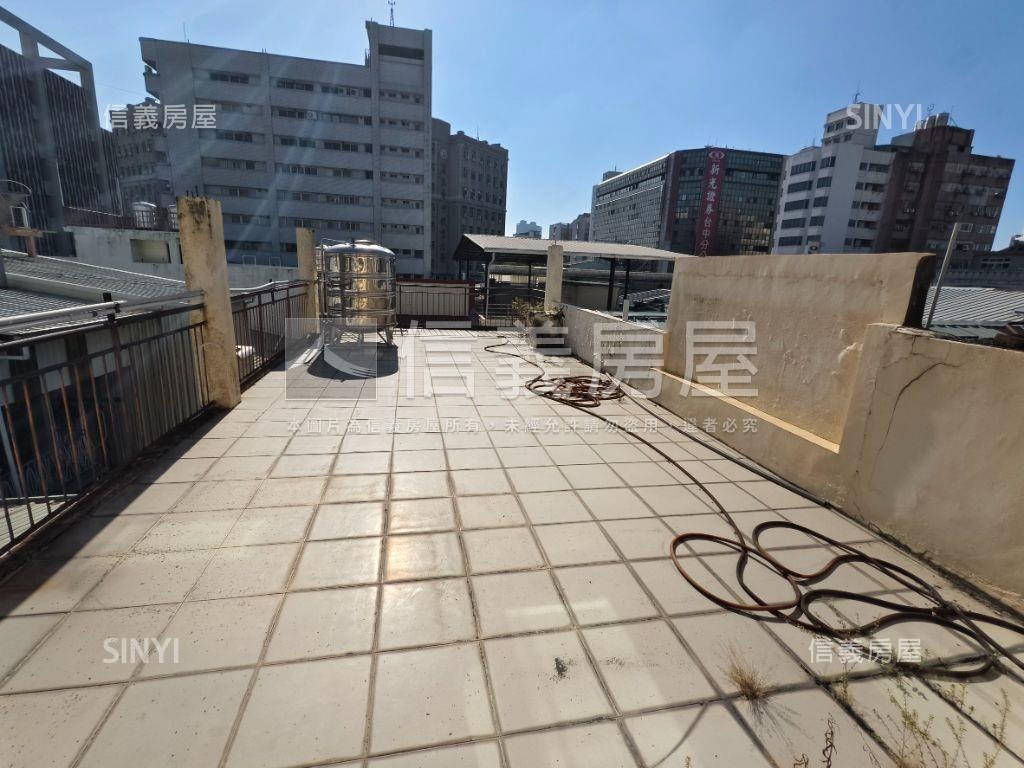 西區大地坪住店稀有釋出房屋室內格局與周邊環境