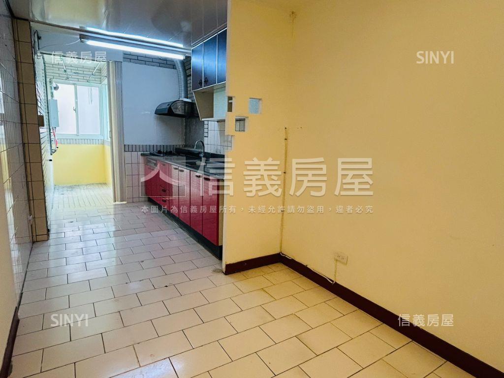 七段大空間五樓房屋室內格局與周邊環境