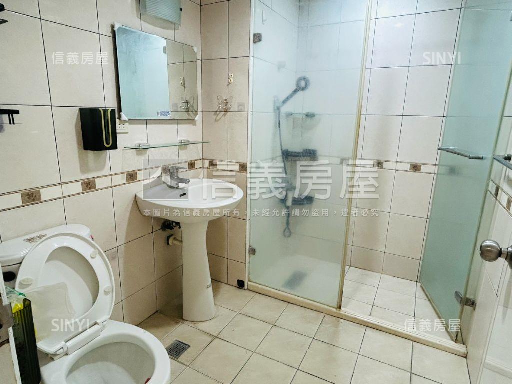 七段大空間五樓房屋室內格局與周邊環境