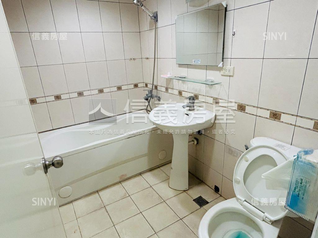 七段大空間五樓房屋室內格局與周邊環境