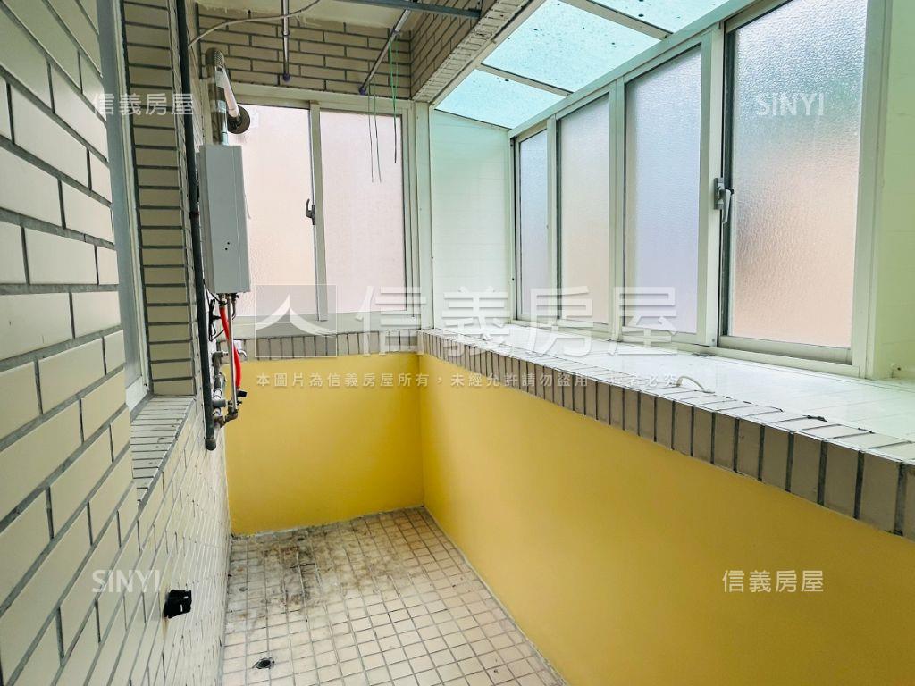 七段大空間五樓房屋室內格局與周邊環境