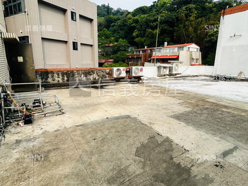 七段大空間五樓房屋室內格局與周邊環境