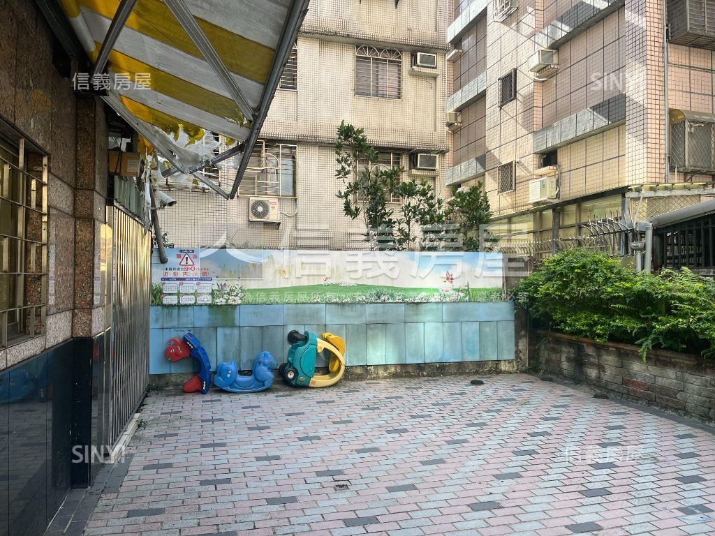樟新面寬商用店辦含車位房屋室內格局與周邊環境
