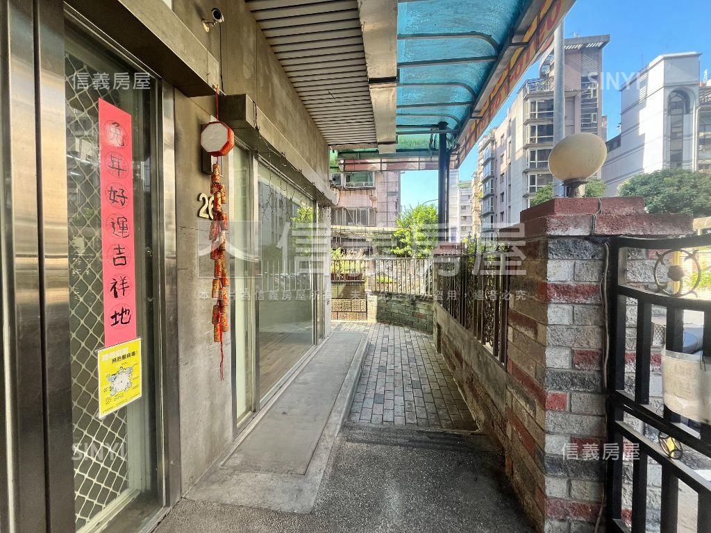 樟新面寬商用店辦含車位房屋室內格局與周邊環境