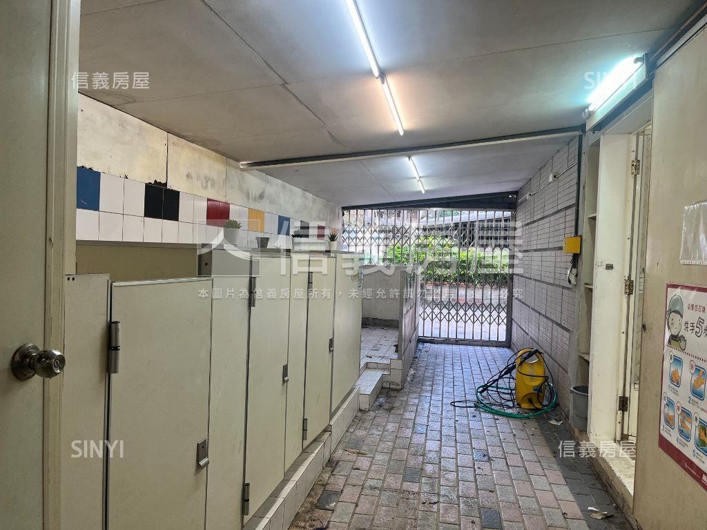 樟新面寬商用店辦含車位房屋室內格局與周邊環境