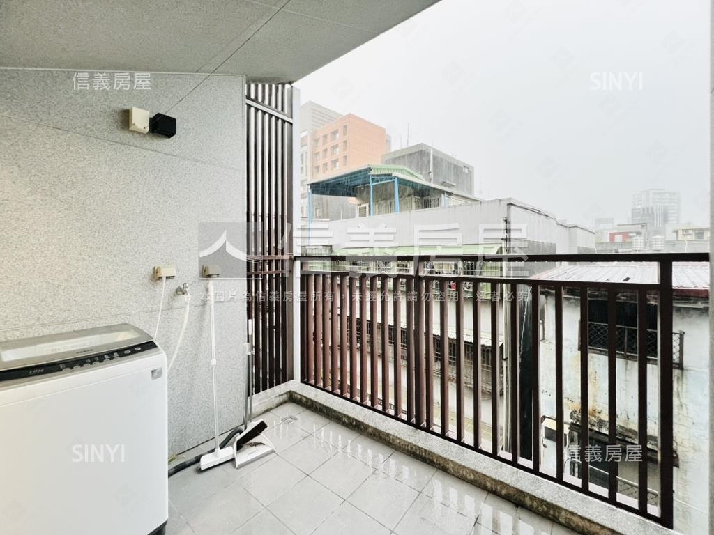 中正學區電梯管理邊間２房房屋室內格局與周邊環境