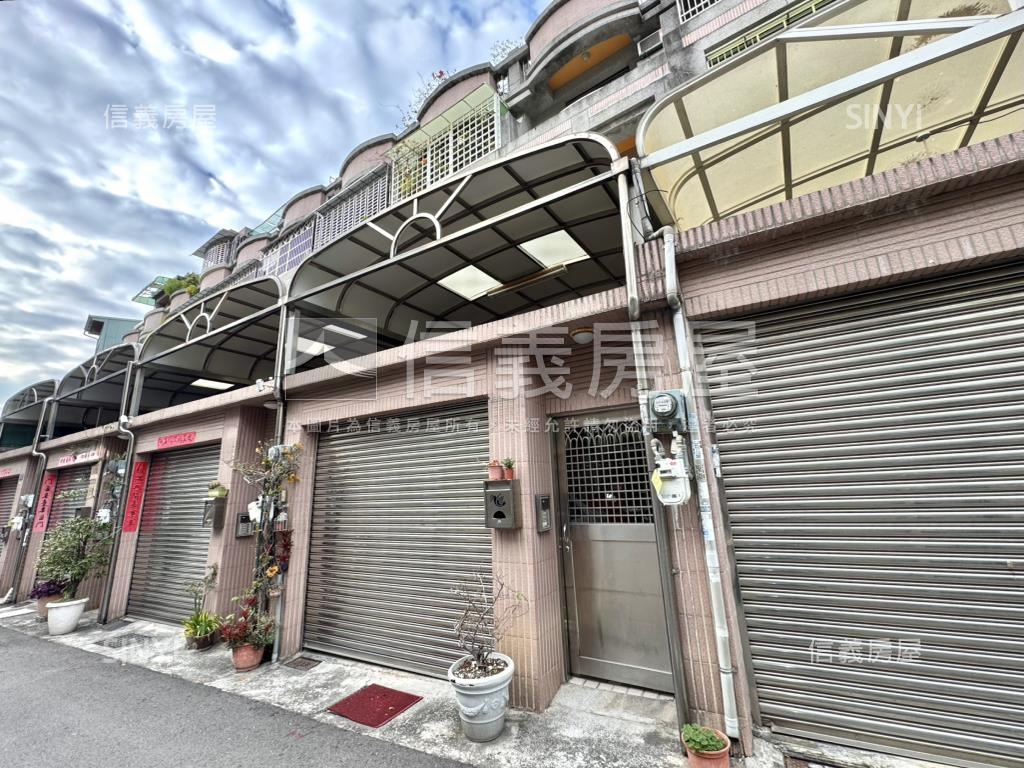 朝南三代同堂６房車庫透天房屋室內格局與周邊環境