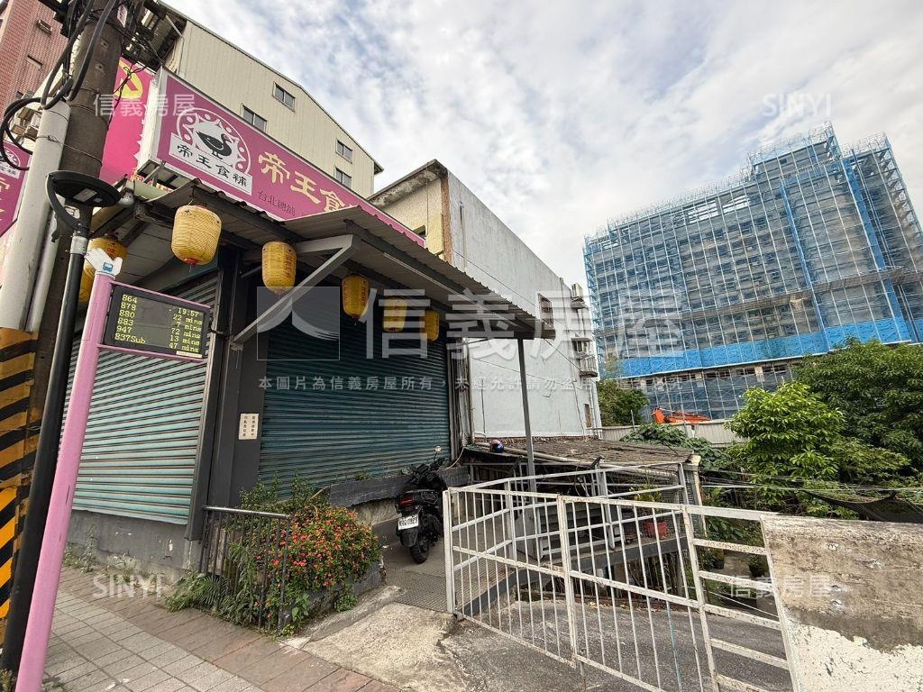 最好的時代兩房車位房屋室內格局與周邊環境