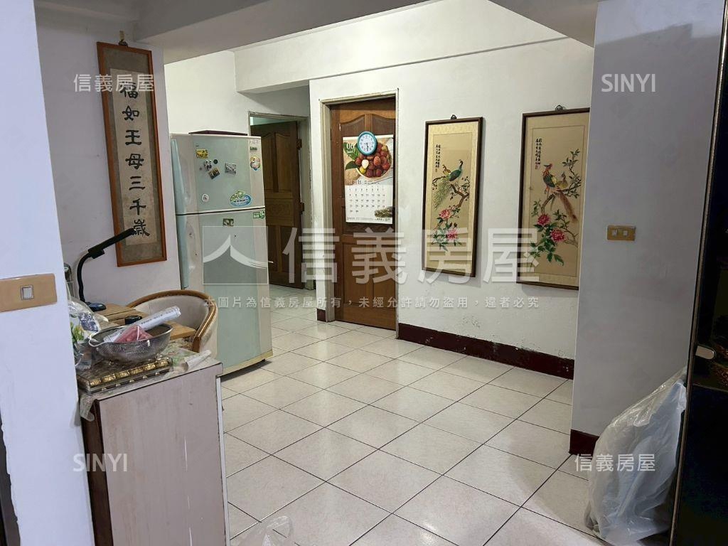 愛河雄女大三房房屋室內格局與周邊環境
