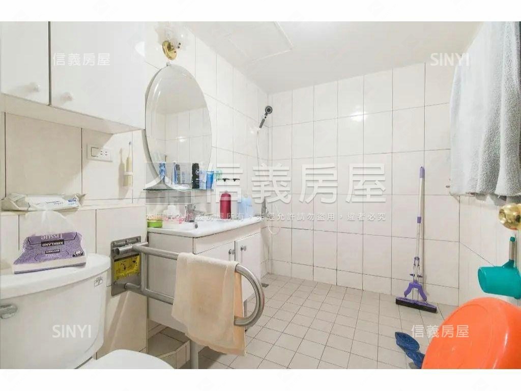 景華名人電梯４房房屋室內格局與周邊環境