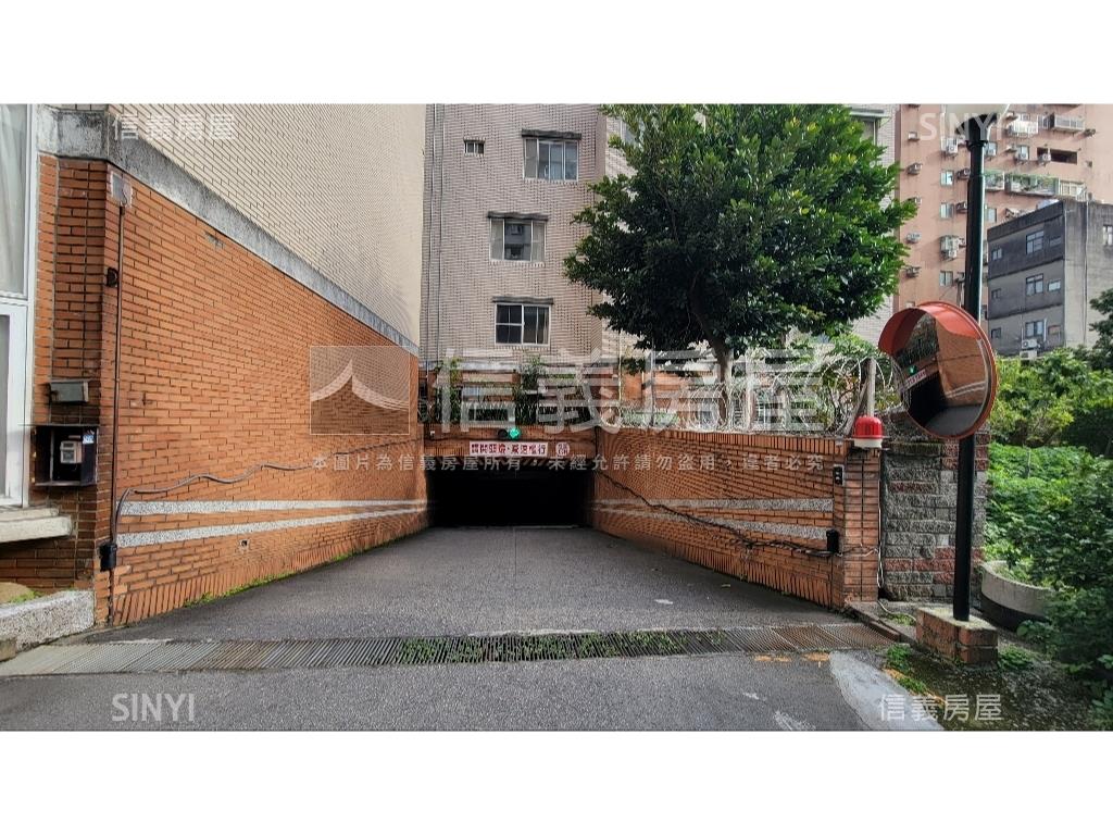 卡洛琳別墅起家厝房屋室內格局與周邊環境