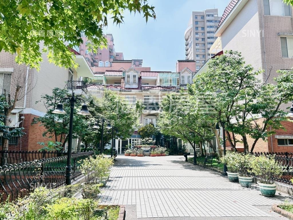 卡洛琳別墅起家厝房屋室內格局與周邊環境