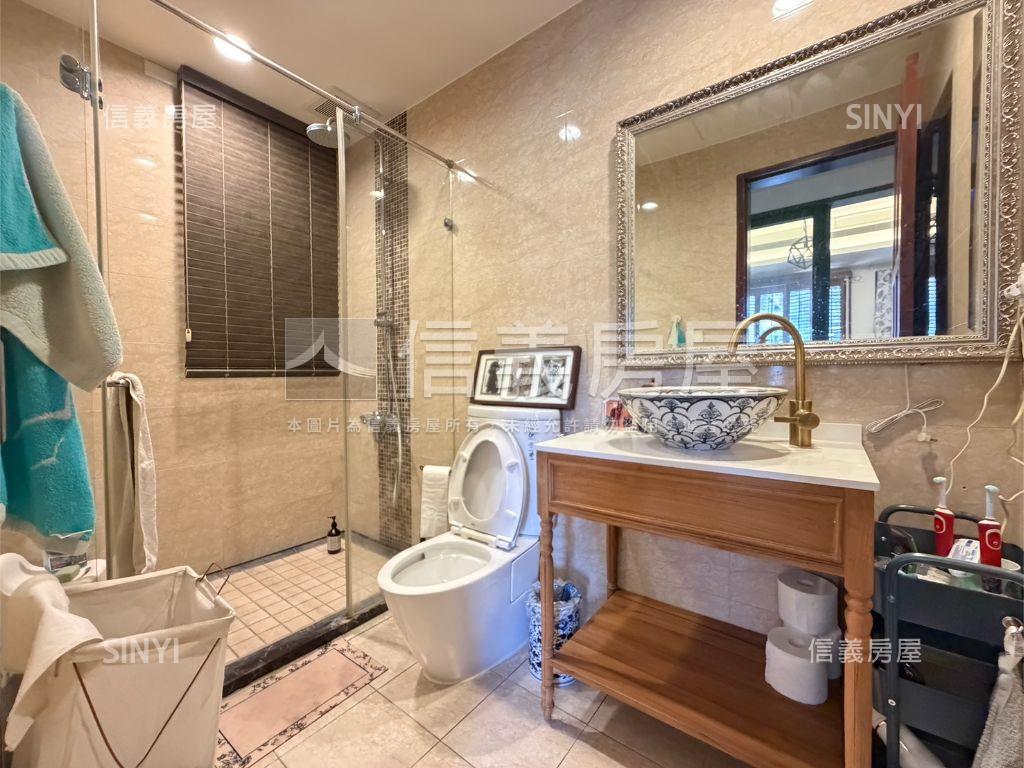 凡賽絲美裝潢稀有露台戶房屋室內格局與周邊環境