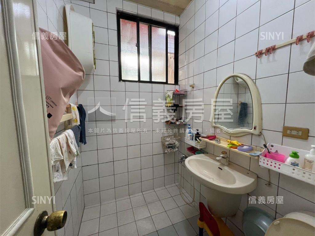 躍馬中原一樓房屋室內格局與周邊環境