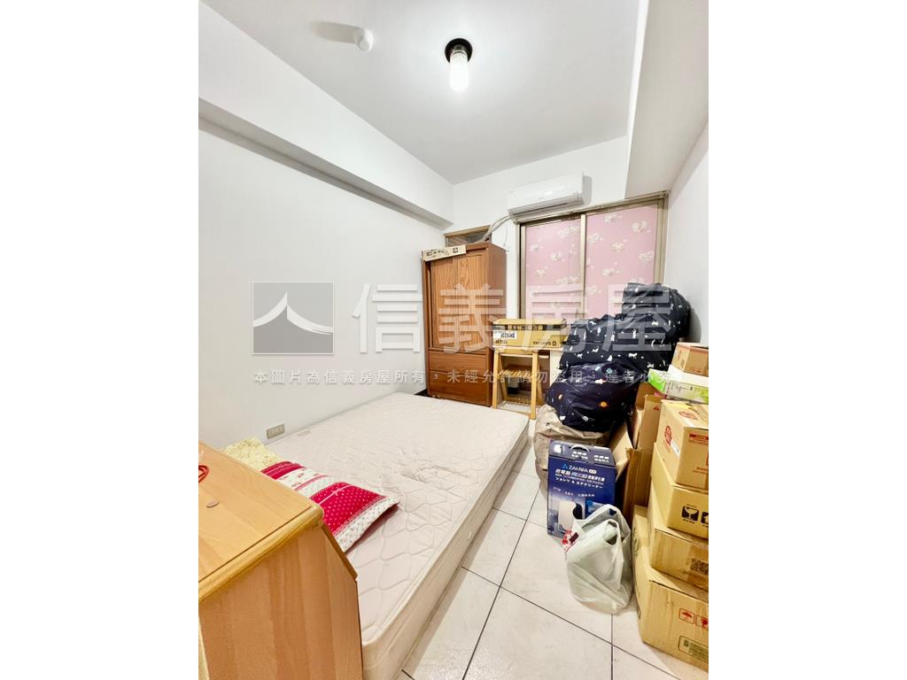 雙捷運台北華府三房美屋房屋室內格局與周邊環境