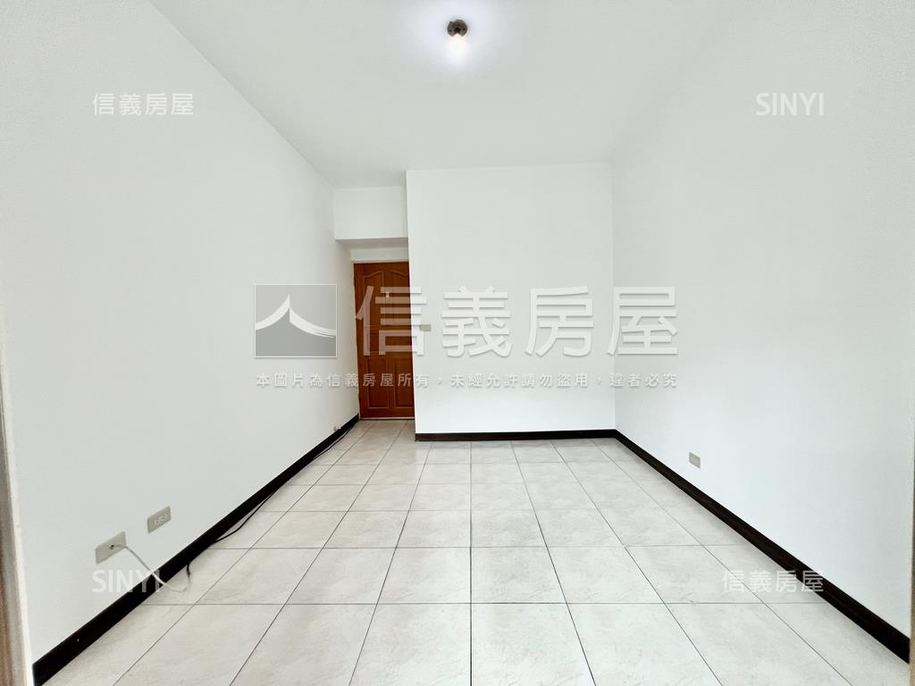 雙捷運台北華府三房美屋房屋室內格局與周邊環境