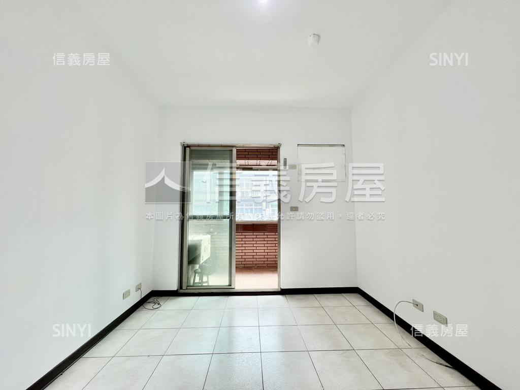 雙捷運台北華府三房美屋房屋室內格局與周邊環境