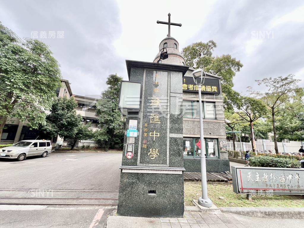 雙捷運台北華府三房美屋房屋室內格局與周邊環境