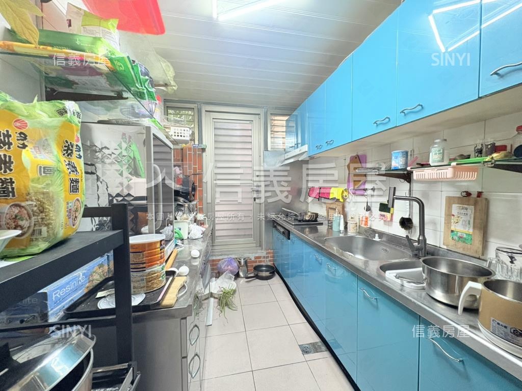 康寧華廈●稀有壹樓釋出房屋室內格局與周邊環境