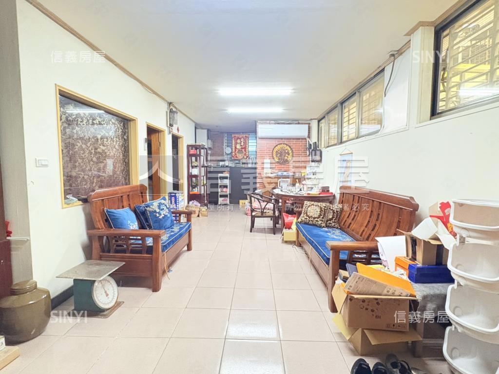 康寧華廈●稀有壹樓釋出房屋室內格局與周邊環境